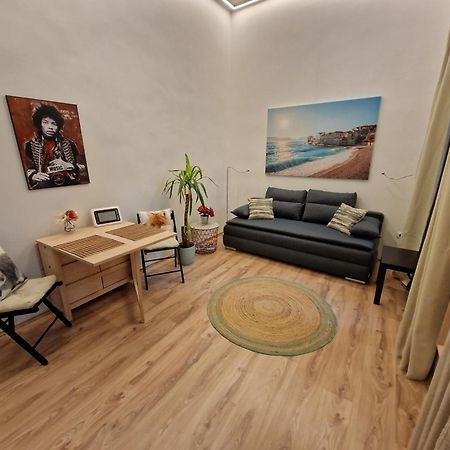 Magic-Trio-Apartment-Im- Zentrum-Von-Wien Bagian luar foto